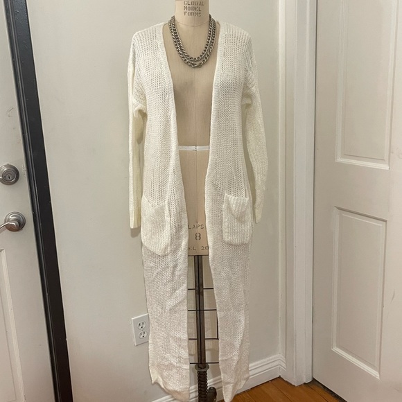 knitted Cream Open Front Cardigan with side Slits - Picture 10 of 12